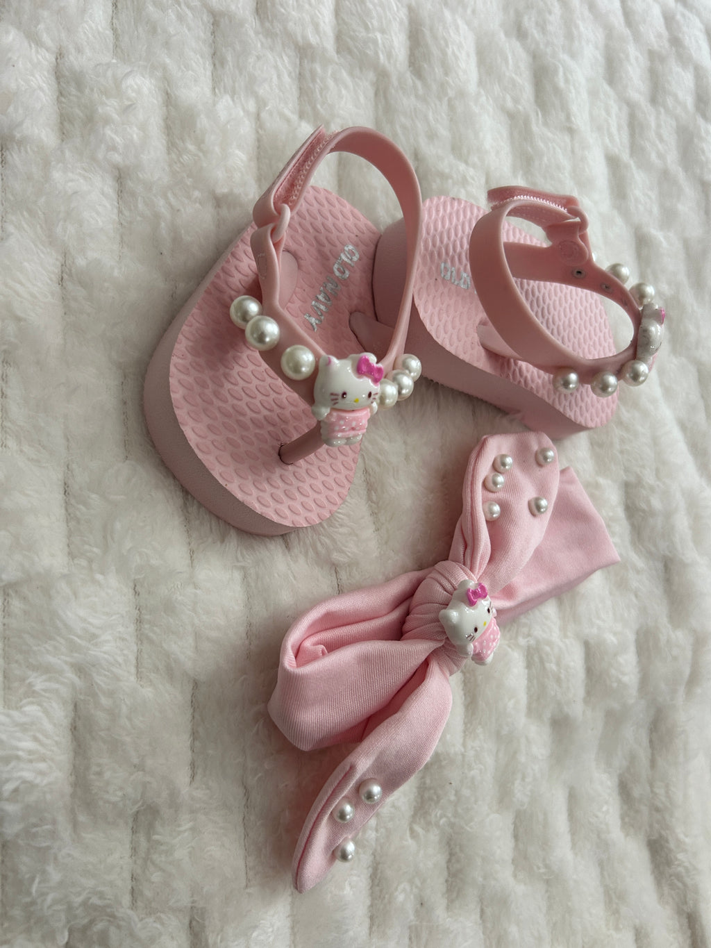 Diadema con sandalias de bb
